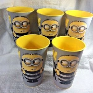 4/$25 Sale ZAK Minions Lot of 5 tall plastic cups